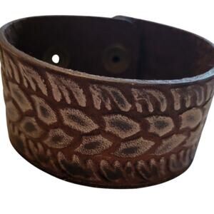 Western Boho Layering Hand Tooled Leather Bracelet Ivory Brown